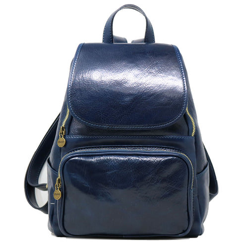 The Floto Livorno leather backpack is a wommen's fashion pack that is handcrafted in Italy. This is the Livorno Backpack in Blue. Front view.